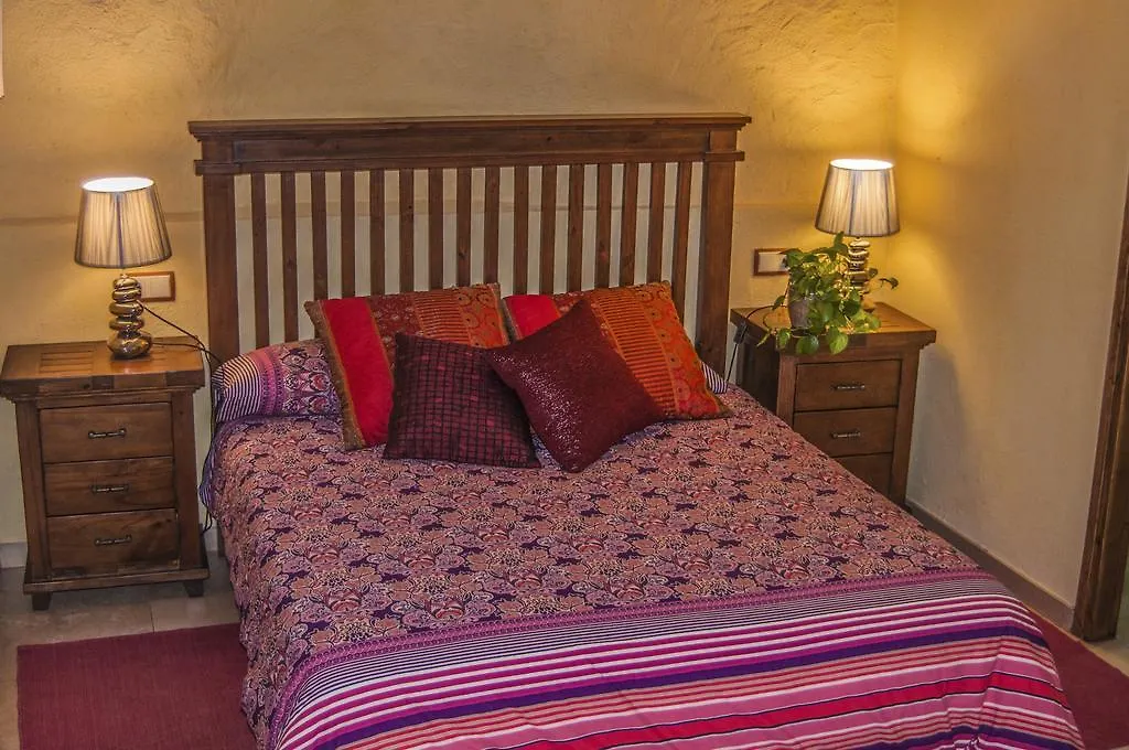 Cal Sodhi Guest House Argestues 0*,  Spain